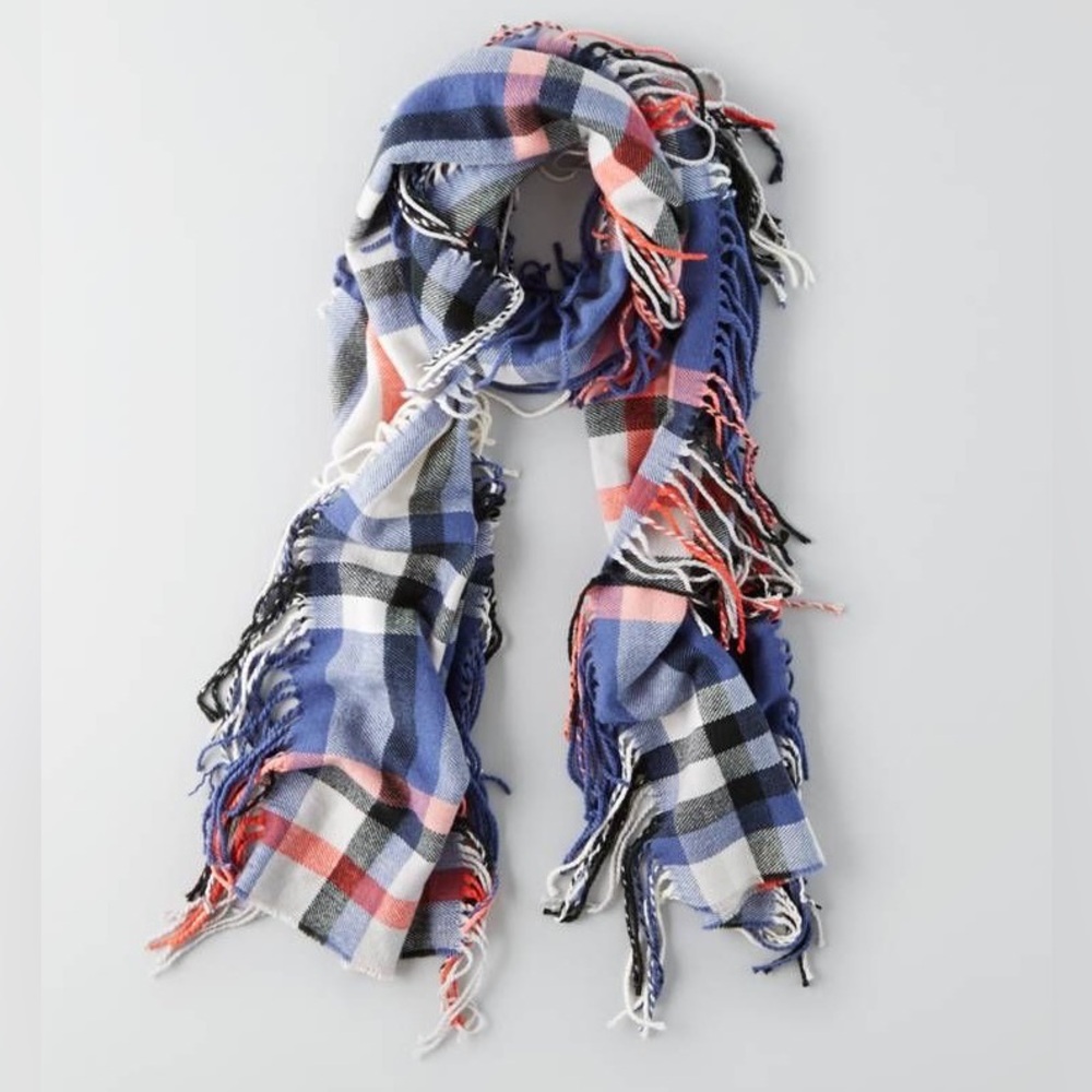 AE scarf
